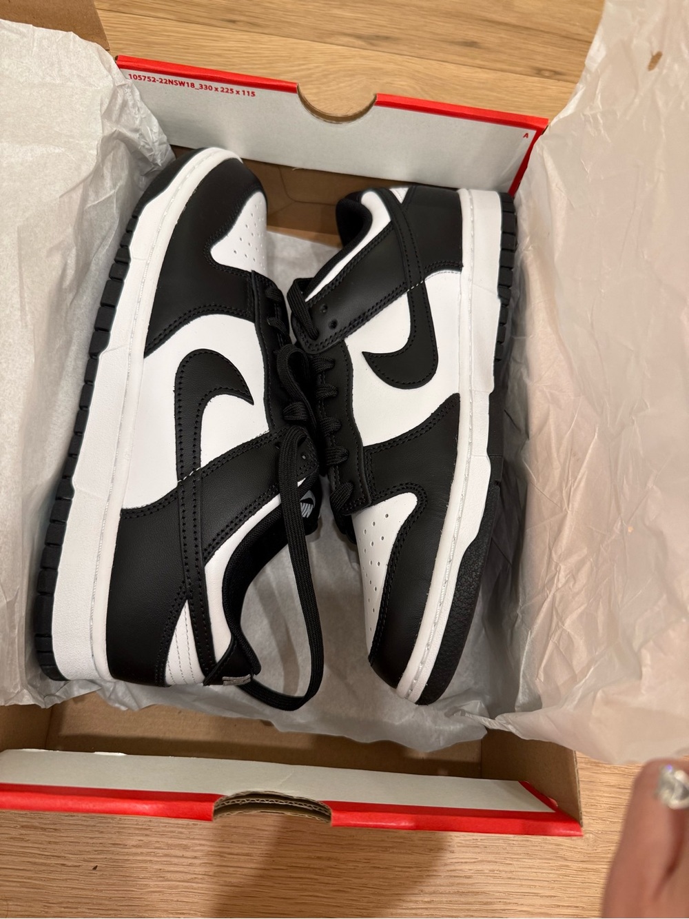 Nike 9.5 low dunk retro black/white sneakers NEW